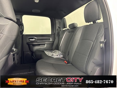 New 2025 RAM 3500 Big Horn image 16