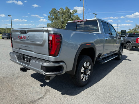 Used 2025 GMC Sierra 3500 Denali w/ Denali Reserve Package image 6