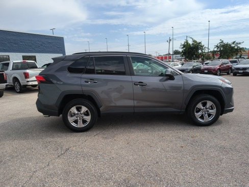 Used 2022 Toyota RAV4 XLE image 6