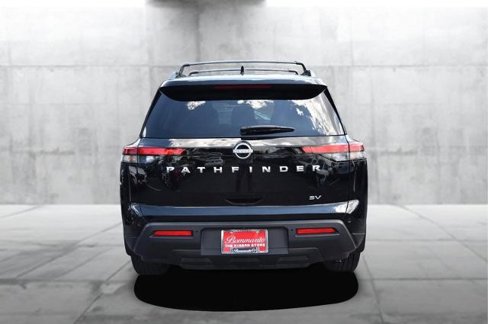 Certified 2024 Nissan Pathfinder SV image 6
