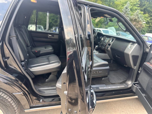 Used 2017 Ford Expedition Platinum image 12