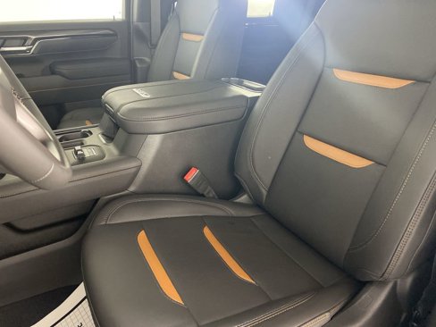 New 2025 GMC Sierra 2500 AT4 w/ AT4 Premium Plus Package image 22