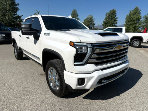 Used 2024 Chevrolet Silverado 3500 High Country w/ Technology Package image 7