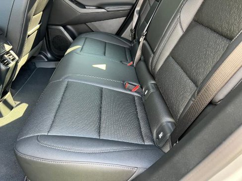 New 2026 Chevrolet Equinox LT w/ Convenience Package II image 32