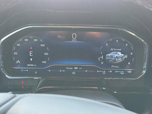 Used 2025 Chevrolet Silverado 1500 LT image 19
