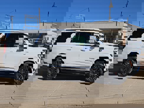 New 2026 GMC Yukon Elevation image 5