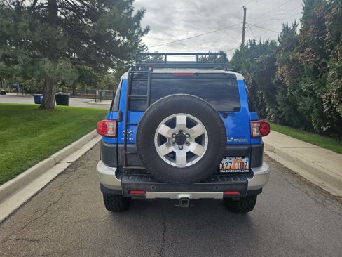 Used 2007 Toyota FJ Cruiser 4WD image 4