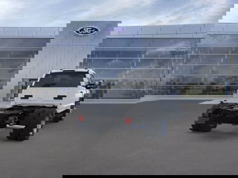 New 2025 Ford F550 4x4 Regular Cab Super Duty image 8