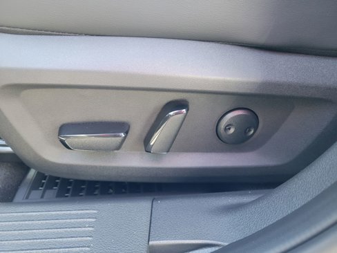 New 2026 Nissan Rogue Platinum image 14