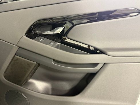New 2026 Land Rover Range Rover Evoque S image 27