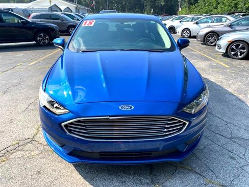 Used 2018 Ford Fusion SE w/ Fusion SE Technology Package image 6