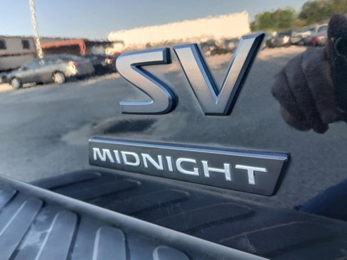 Used 2020 Nissan Frontier SV w/ Midnight Edition Floor Mats image 17
