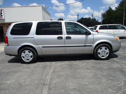 Used 2008 Chevrolet Uplander LS w/ Climate Package image 2