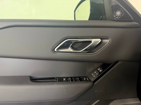 New 2026 Land Rover Range Rover Velar S image 23
