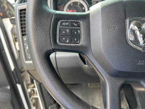 Used 2018 RAM 2500 Tradesman w/ Chrome Appearance Group image 17