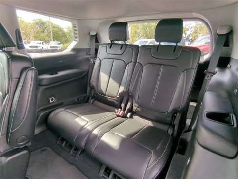 Used 2023 Jeep Grand Cherokee L Limited w/ Black Appearance Package image 16
