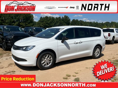 New 2026 Chrysler Voyager LX image 1