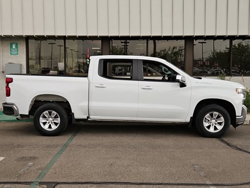 Used 2021 Chevrolet Silverado 1500 LT image 4