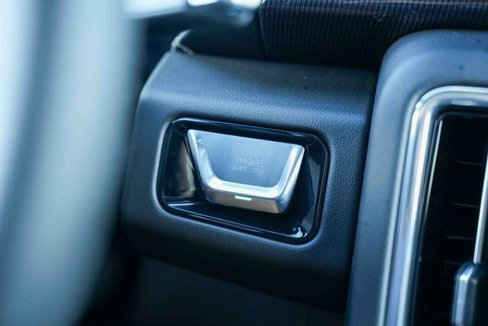 Used 2025 GMC Yukon Elevation image 64