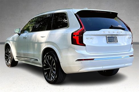 Certified 2025 Volvo XC90 B6 Plus w/ Protection Package image 4