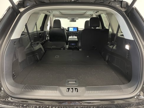 New 2025 Lincoln Aviator AWD w/ Equipment Group 101A image 29