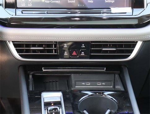 New 2025 Volkswagen Atlas Peak Edition SE image 16
