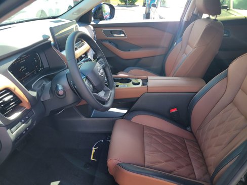 New 2026 Nissan Rogue Platinum image 15