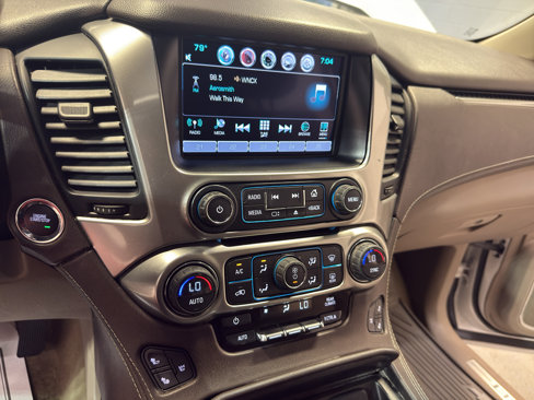 Used 2016 Chevrolet Suburban LTZ image 19