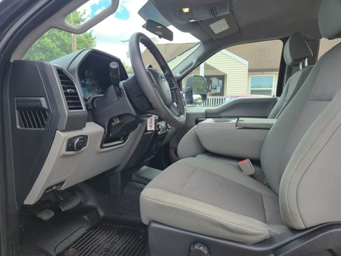 Used 2019 Ford F250 XL w/ STX Appearance Package image 16