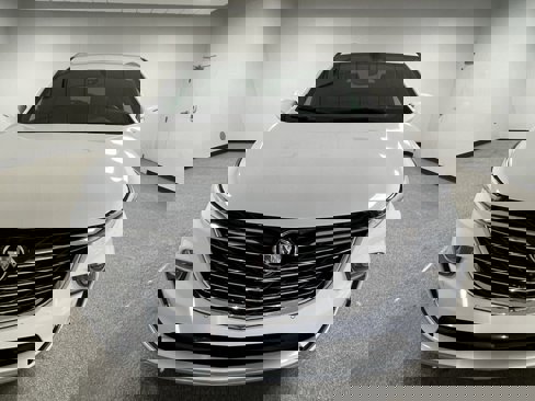 Used 2024 Buick Enclave Premium image 3
