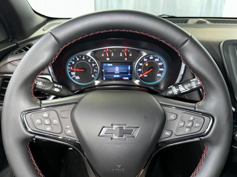 Used 2023 Chevrolet Equinox RS w/ LPO, Floor Liner Package image 7