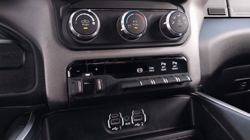 Used 2024 RAM 2500 Big Horn w/ Off Road Package image 23