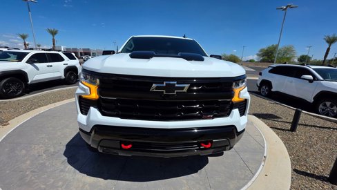 Used 2025 Chevrolet Silverado 1500 LT Trail Boss w/ Convenience Package II image 2