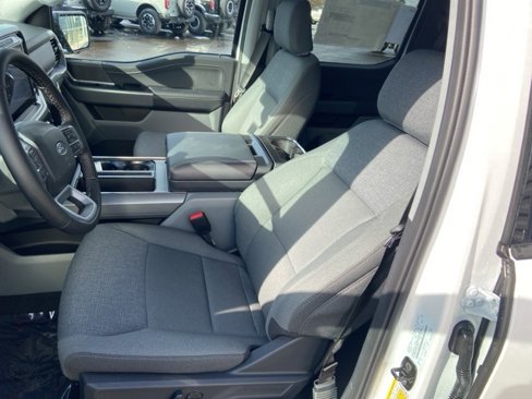 New 2025 Ford F150 XLT w/ Equipment Group 302A MID image 9