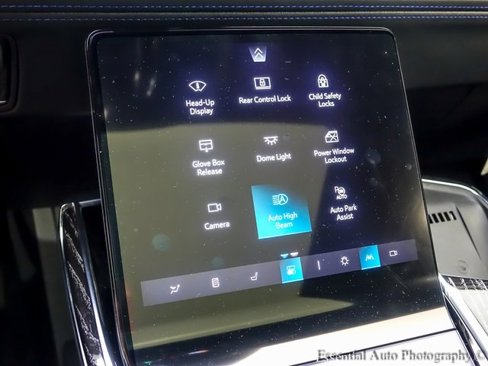 New 2026 Cadillac Escalade IQ Sport 1 w/ LPO, ONYX Package image 19