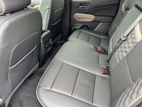 New 2026 GMC Canyon Denali image 21