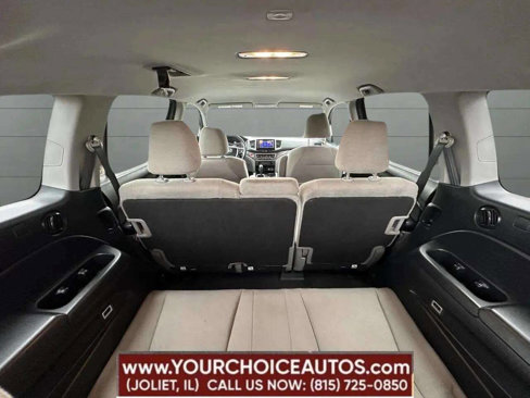 Used 2017 Honda Pilot EX image 15