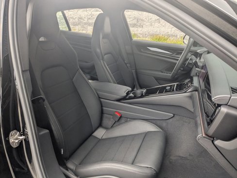 New 2025 Porsche Panamera 4 image 25