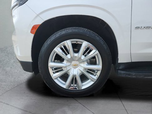 Certified 2022 Chevrolet Suburban High Country image 26