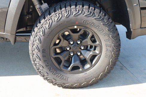 New 2026 RAM 1500 RHO w/ Bed Utility Group image 20