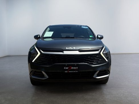 Used 2023 Kia Sportage LX image 8
