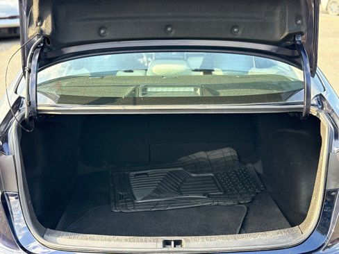 Used 2020 Toyota Corolla LE image 12