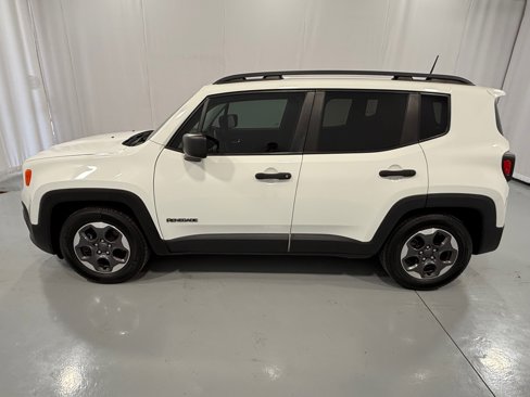 Used 2016 Jeep Renegade Sport w/ Power & Air Group image 7