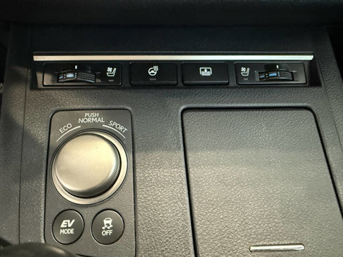 Used 2014 Lexus ES 300h image 26