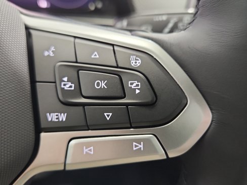 New 2026 Volkswagen Atlas Cross Sport SEL Premium R-Line image 16