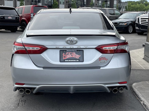 Used 2020 Toyota Camry XSE image 5