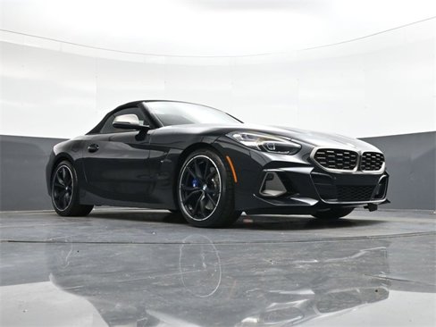 Used 2024 BMW Z4 M40i w/ Premium Package image 25