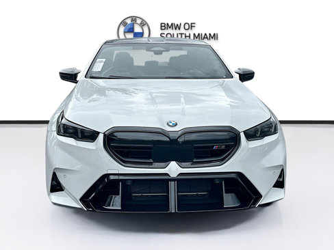 New 2026 BMW M5 w/ Carbon Package image 2