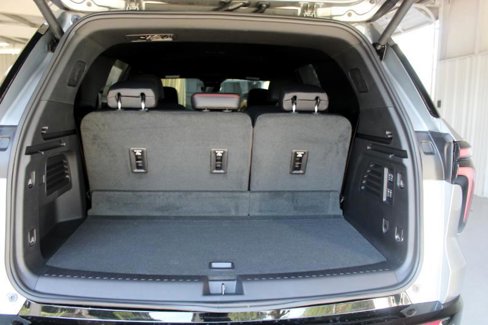 New 2026 Chevrolet Traverse RS image 9