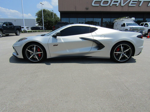 Used 2023 Chevrolet Corvette Stingray Premium Cpe w/ Z51 Performance Package image 8